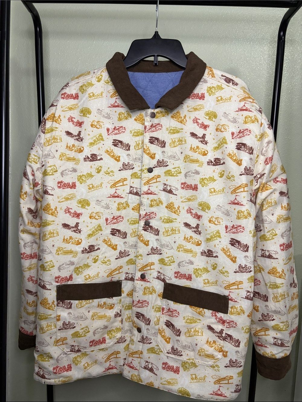 Disney Vault Collection 70 Reversible Patch Jacket Blue Tan Patterned Men's M - Picture 9 of 16
